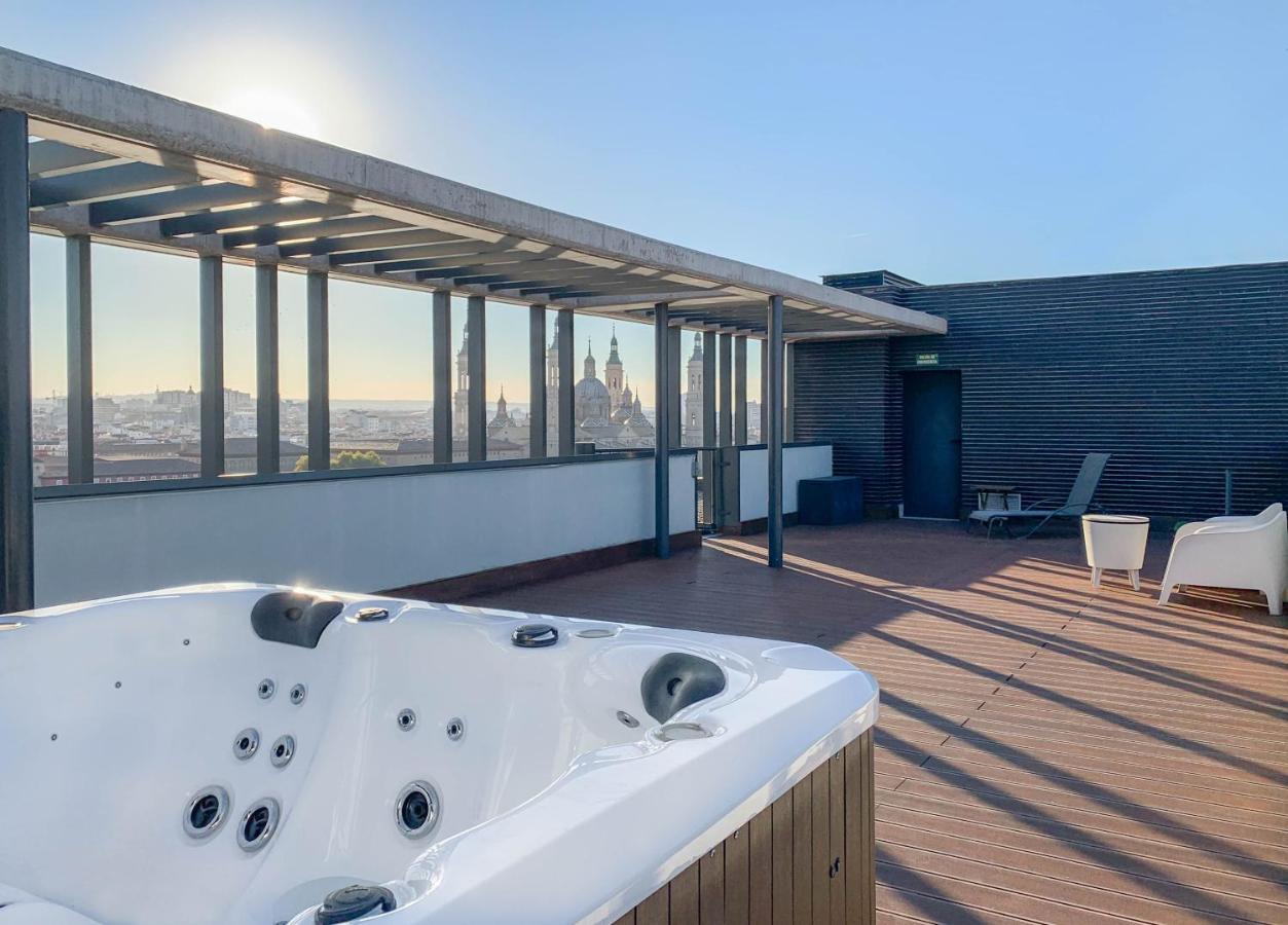 Atico Mejores Vistas Al Pilar Jacuzzi Y Garaje Zaragoza Buitenkant foto